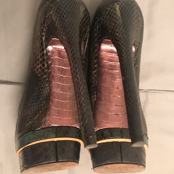 Brian Atwood Heels PreLoved💖 - Picture 6 of 8